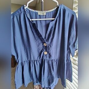 Wome's Blue Blouse